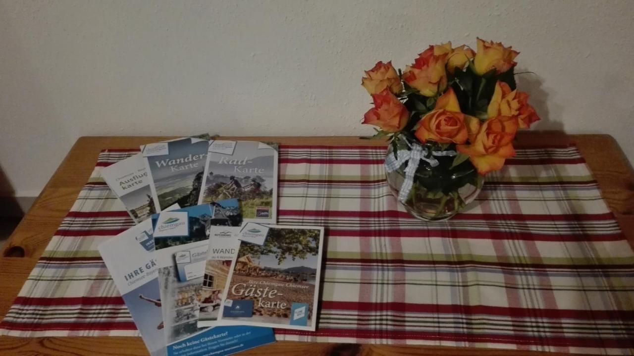 Ferienwohnung Schmid-Hof Oberwoessen Ngoại thất bức ảnh