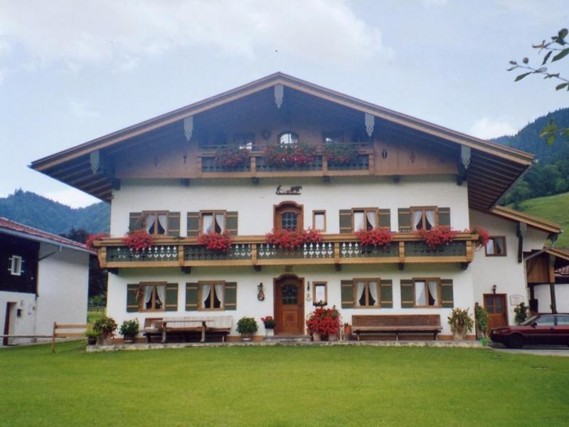 Ferienwohnung Schmid-Hof Oberwoessen Ngoại thất bức ảnh